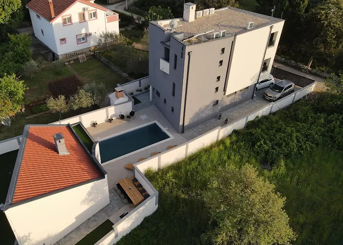 Luxury With A Swimming Pool Petrcane, Zadar - 22839 فيلة